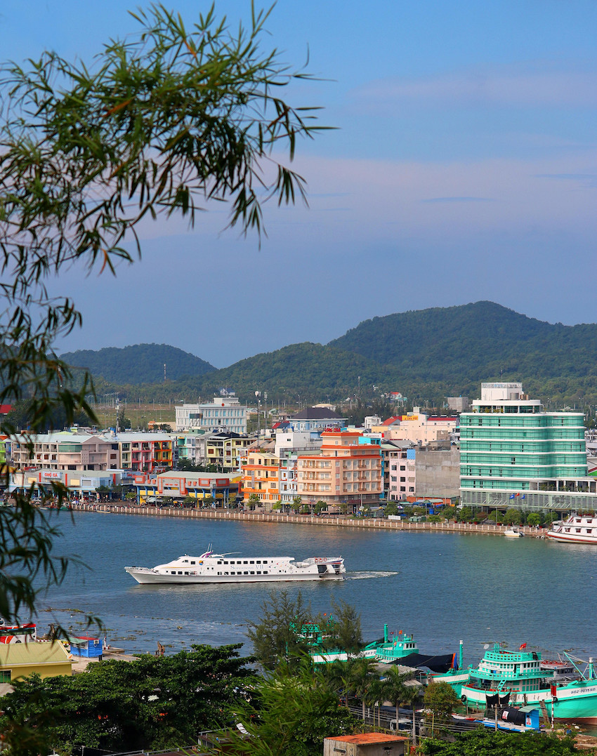 Th&agrave;nh[-]phố[-]trẻ[-]H&agrave;[-]Ti&ecirc;n[-]nh&igrave;n[-]từ[-]tr&ecirc;n[-]cao